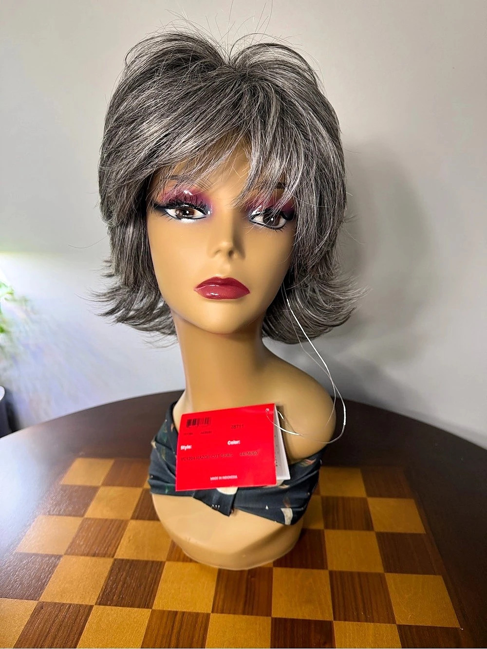 TressAllure Razor Cut Shag Wig 
COLOR: 44/56/60 
NWT